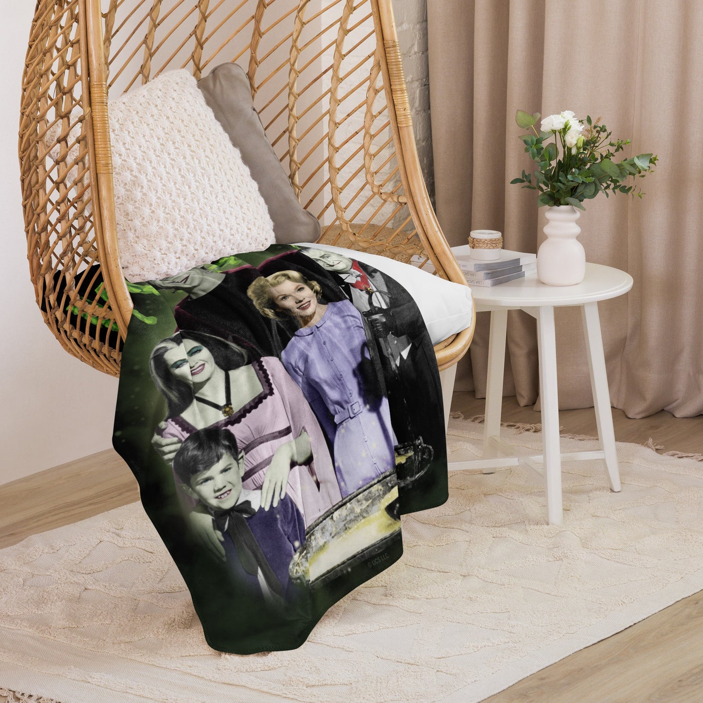 The Munsters Family Portrait Sherpa Blanket