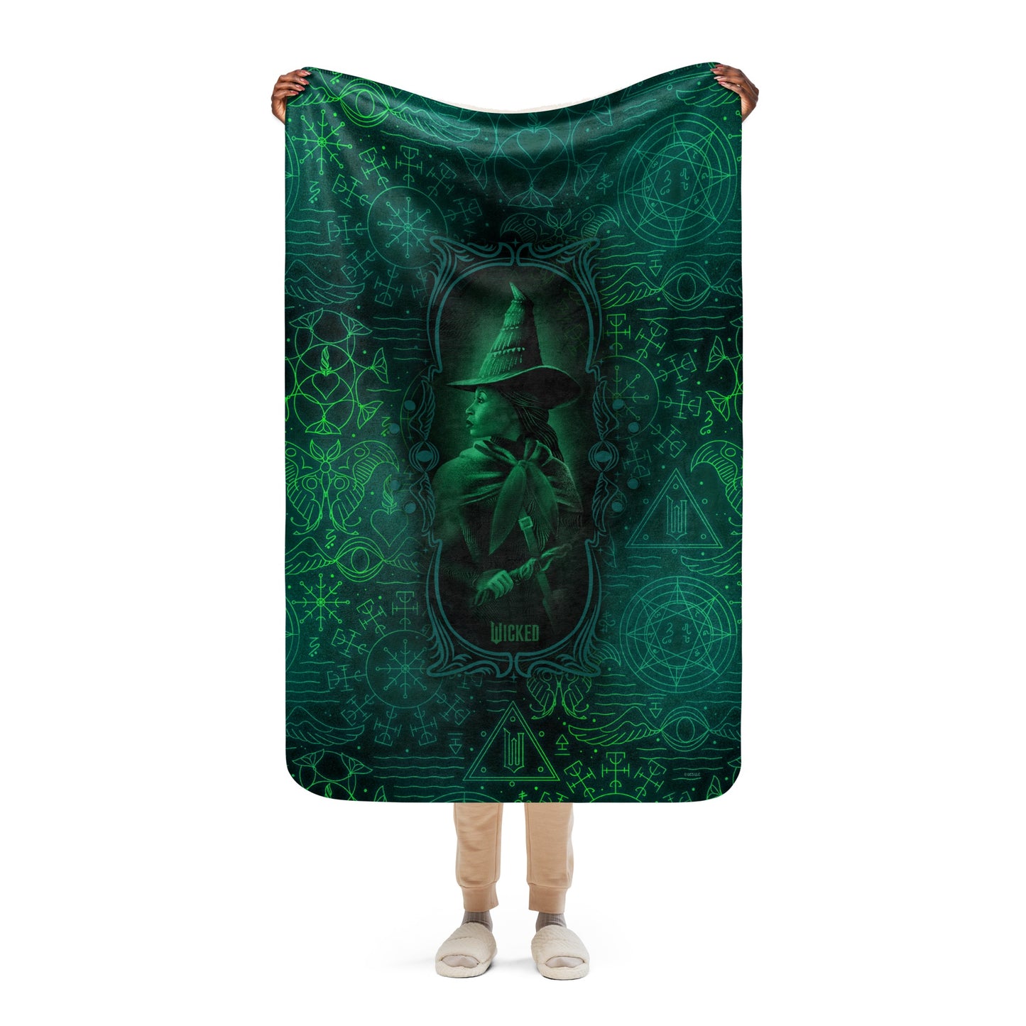 Wicked Elphaba Grimmerie Sherpa Blanket